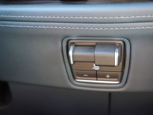 Used 2025 Cadillac Escalade IQ Luxury 2 w/ LPO, Premium Carpet Package AWD/4WD image 36