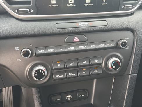 Used 2021 Kia Sportage LX FWD image 32