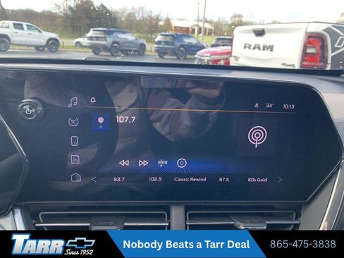 Used 2025 Chevrolet Trax LT w/ LT Convenience Package FWD image 12