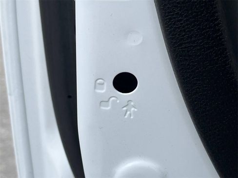 Used 2024 RAM 2500 Big Horn image 13