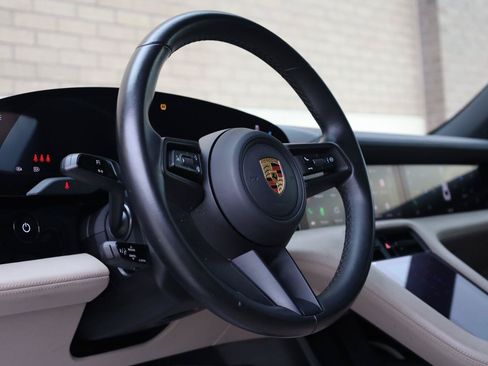 Used 2020 Porsche Taycan 4S w/ Premium Package AWD/4WD image 13