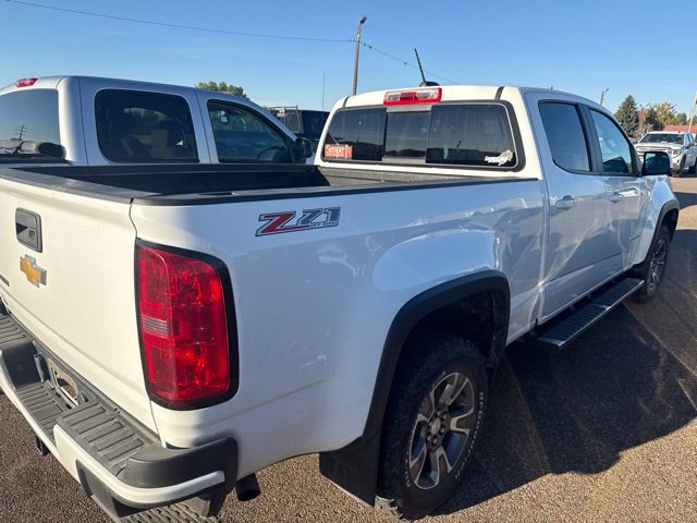 Used 2016 Chevrolet Colorado Z71 AWD/4WD image 2