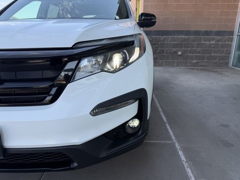 Used 2022 Honda Pilot Sport image 11