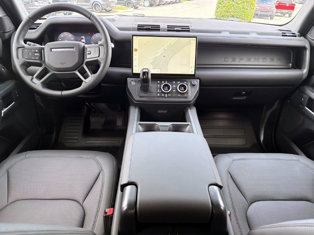 New 2026 Land Rover Defender 110 X-Dynamic SE AWD/4WD image 13