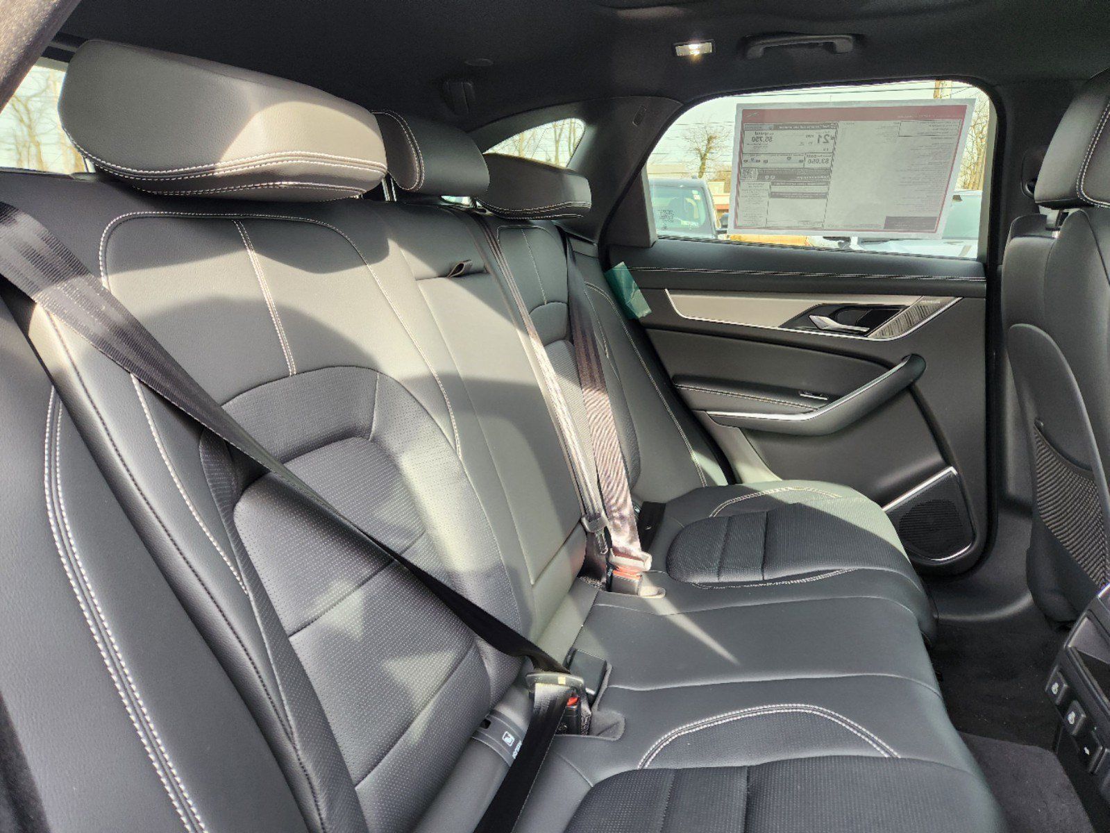 Used 2025 Jaguar F-PACE R-Dynamic S AWD/4WD image 9