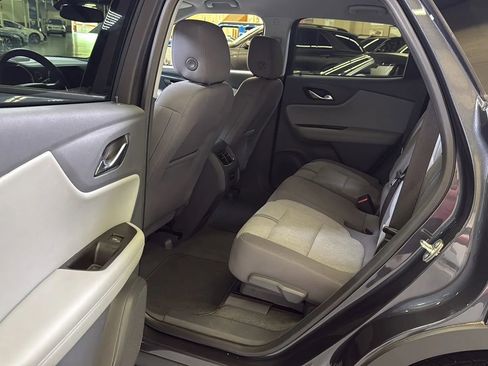 Used 2021 Chevrolet Blazer LT FWD image 19