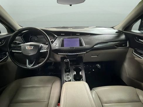 Used 2020 Cadillac XT4 Luxury FWD image 9