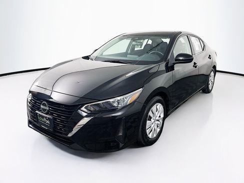 Used 2024 Nissan Sentra S FWD image 3