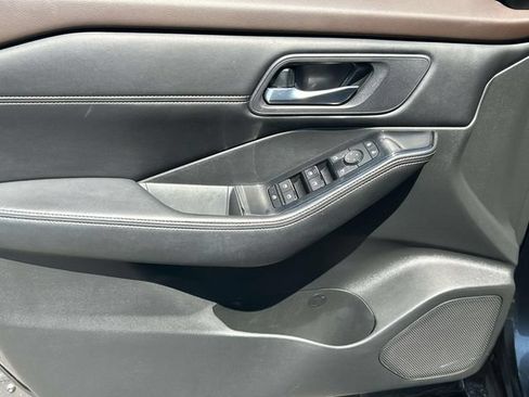 Certified 2023 Nissan Rogue SV w/ SV Premium B Package FWD image 26