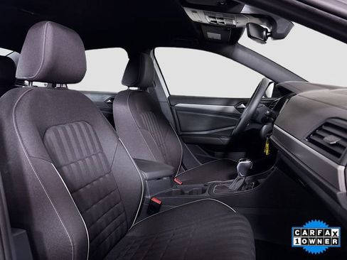 Certified 2024 Volkswagen Jetta Sport image 26