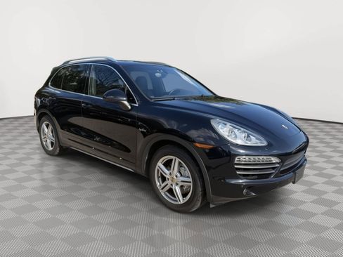 Used 2014 Porsche Cayenne S AWD/4WD image 8