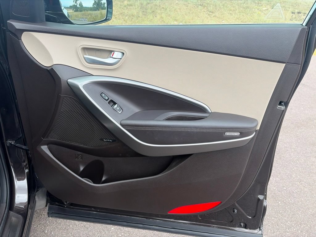 Used 2018 Hyundai Santa Fe FWD image 23