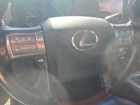 Used 2015 Lexus GX 460 image 17