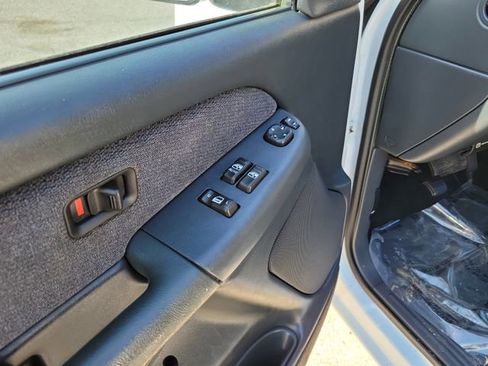 Used 2001 GMC Sierra 1500 SLE image 9