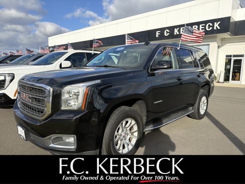 Used 2019 GMC Yukon SLT w/ HD Trailering Package image 1