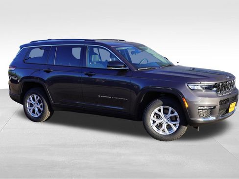 Certified 2023 Jeep Grand Cherokee L Limited w/ Luxury Tech Group II AWD/4WD image 2