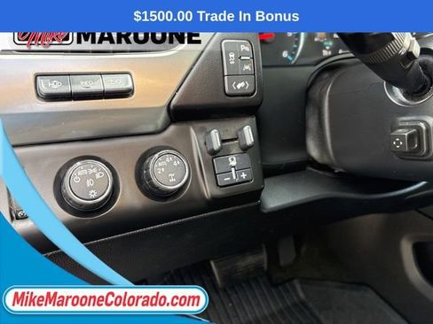 Used 2016 Chevrolet Suburban LTZ image 23