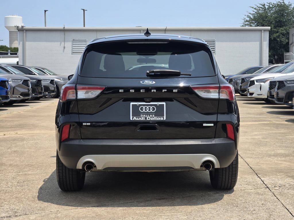 Used 2020 Ford Escape SE FWD image 9