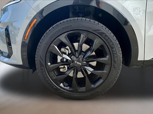 Certified 2023 Kia Sorento SX AWD/4WD image 33