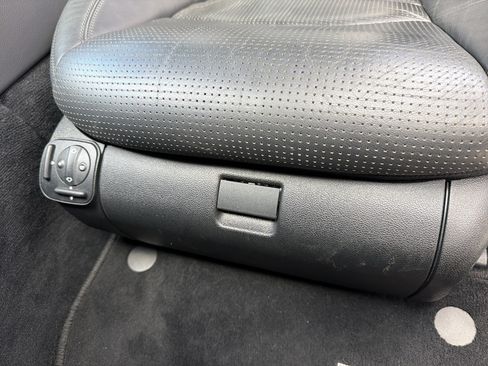 Used 2008 Mercedes-Benz CLS 63 AMG image 46