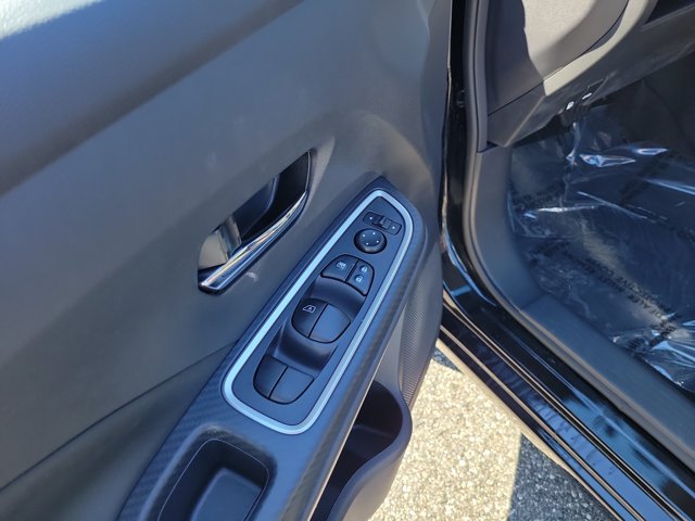 Used 2025 Nissan Versa SR w/ Trunk Package FWD image 15