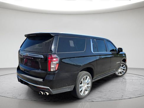Used 2021 Chevrolet Suburban High Country AWD/4WD image 5