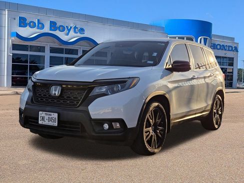 Used 2021 Honda Passport Sport image 10