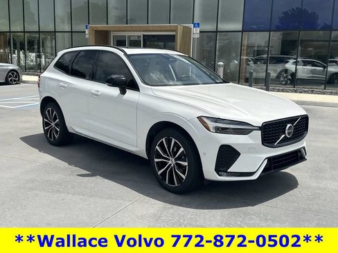 Used 2024 Volvo XC60 B5 Plus w/ Protection Package Premier AWD/4WD image 5