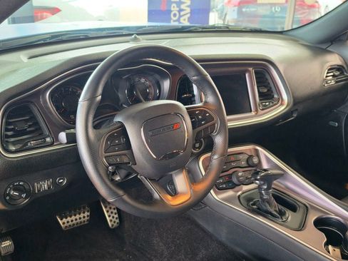 Used 2019 Dodge Challenger SXT w/ Plus Package RWD image 12