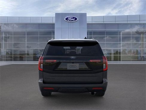 New 2025 Ford Expedition Platinum w/ Stealth Appearance Package image 5