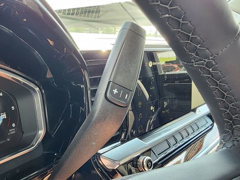 New 2026 GMC Sierra 2500 SLE w/ SLE Value Package; AWD/4WD image 25