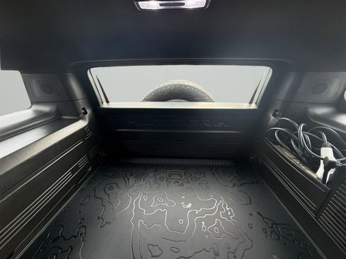 Used 2024 GMC Hummer EV 3X w/ LPO, Cargo Utility Package image 33