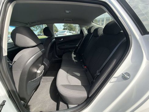 Used 2016 Kia Optima LX FWD image 22