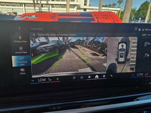 Certified 2025 BMW X5 xDrive50e w/ Premium Package image 16