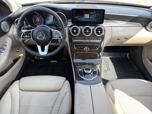 Used 2020 Mercedes-Benz C 300 Sedan image 2