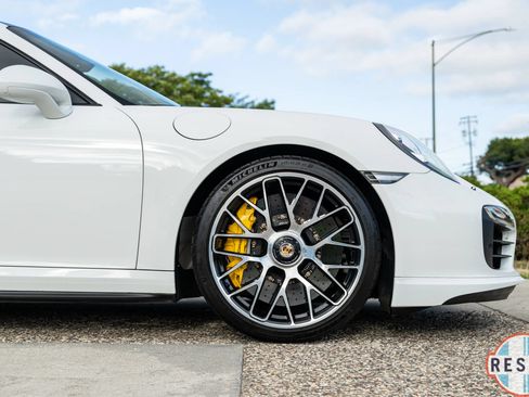 Used 2015 Porsche 911 Turbo S AWD/4WD image 18