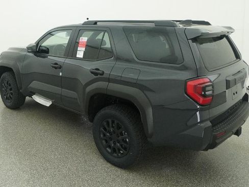New 2026 Toyota 4Runner SR5 image 5