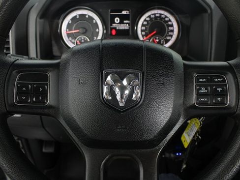 Used 2017 RAM 1500 Express image 10