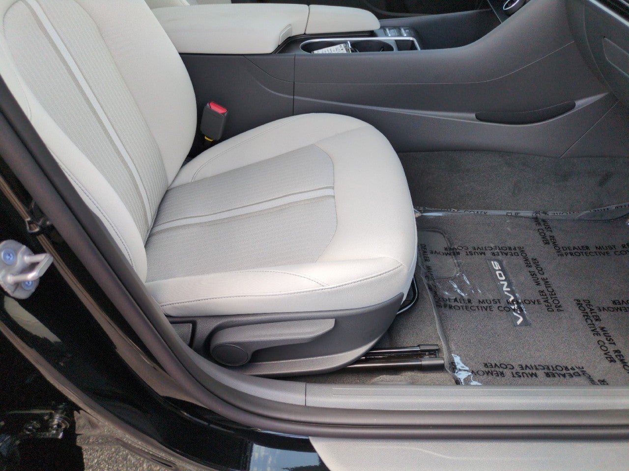 New 2026 Hyundai Sonata SEL FWD image 32