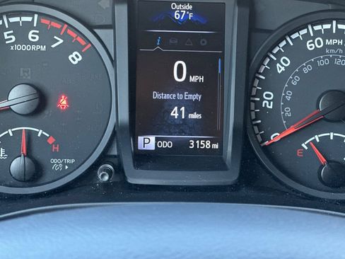 Used 2023 Toyota Tacoma SR image 32