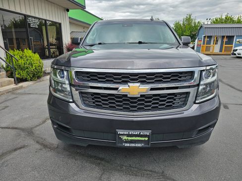Used 2016 Chevrolet Suburban LT AWD/4WD image 4