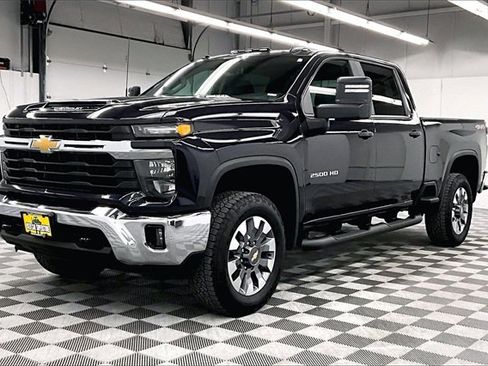 Used 2024 Chevrolet Silverado 2500 LT w/ All Star Edition image 12