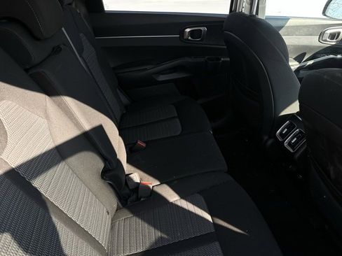 Certified 2021 Kia Sorento LX image 22