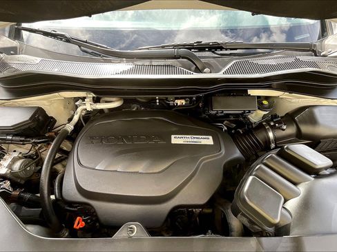 Used 2017 Honda Pilot EX-L image 9