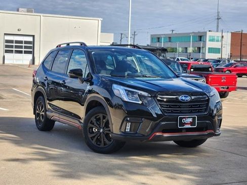 Used 2022 Subaru Forester Sport image 2