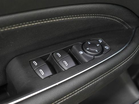 Used 2019 Buick Regal Avenir FWD image 20