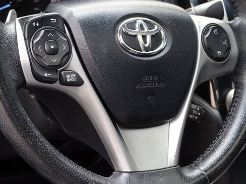 Used 2012 Toyota Camry SE FWD image 15