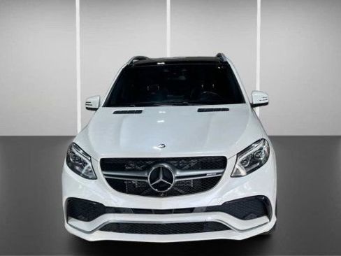 Used 2017 Mercedes-Benz GLE 63 AMG 4MATIC image 2