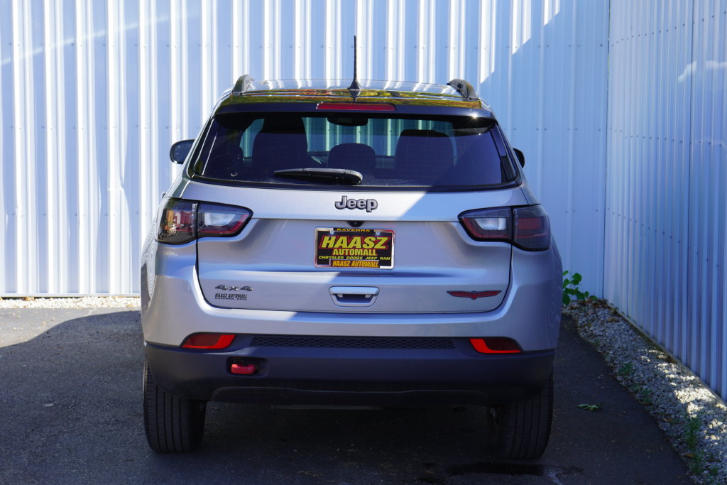 Used 2022 Jeep Compass Trailhawk w/ Trailhawk Elite Group AWD/4WD image 5