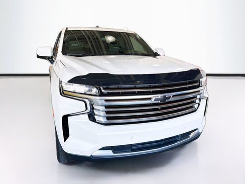 Used 2023 Chevrolet Tahoe High Country AWD/4WD image 3